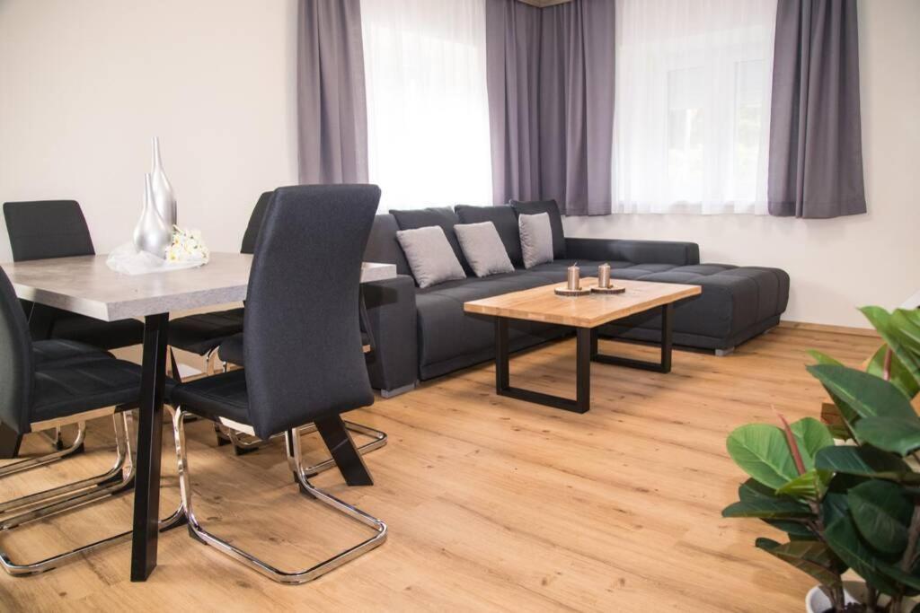 Rochus Appartements Sautens Kültér fotó