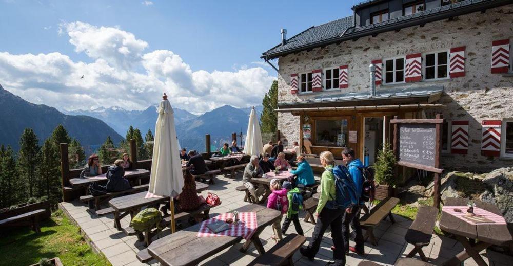 Rochus Appartements Sautens Kültér fotó